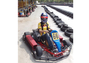 ����������